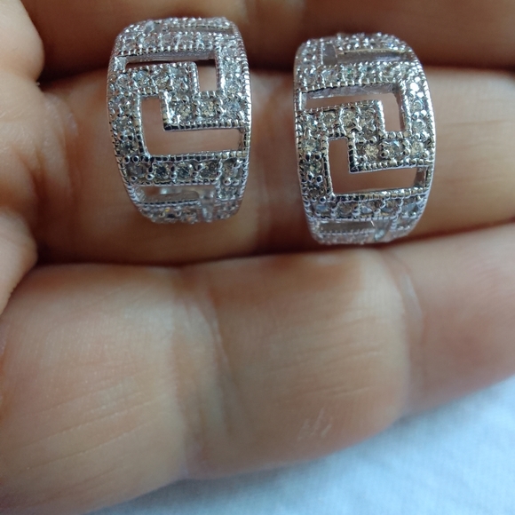 Tocara Sterling Silver Set - Picture 6 of 12